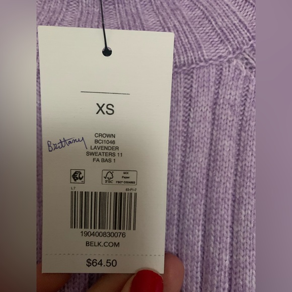 Soft and Cozy Crown & Ivy Women’s Lavender Sweater - Picture 3 of 5
